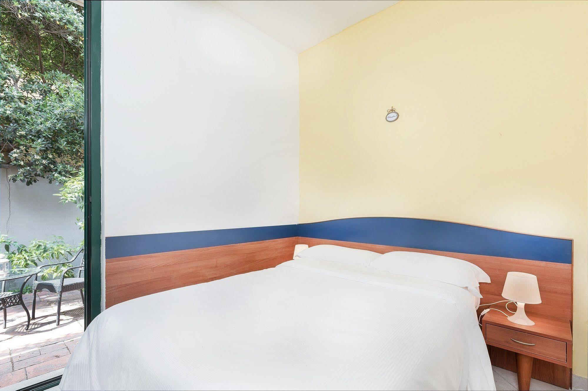 Hotel La Villetta Fiumicino Exterior photo